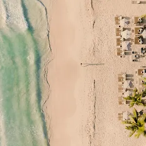 https://chiringuito-tulum.allrivieramayahotels.com